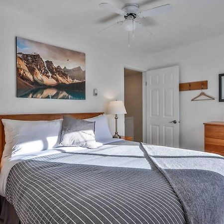 Ferienwohnung Big Mountain Views - Bright 2-Story Corner Unit Canmore Exterior foto